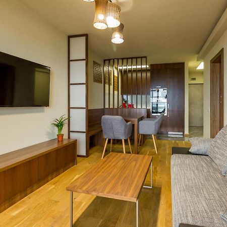 My Place Grand Hill Клуж-Напока Екстериор снимка