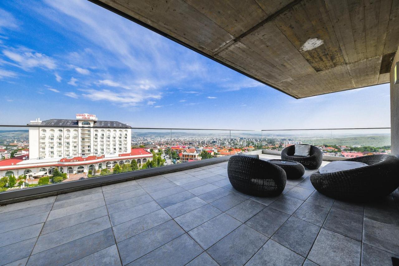My Place Grand Hill Клуж-Напока Екстериор снимка