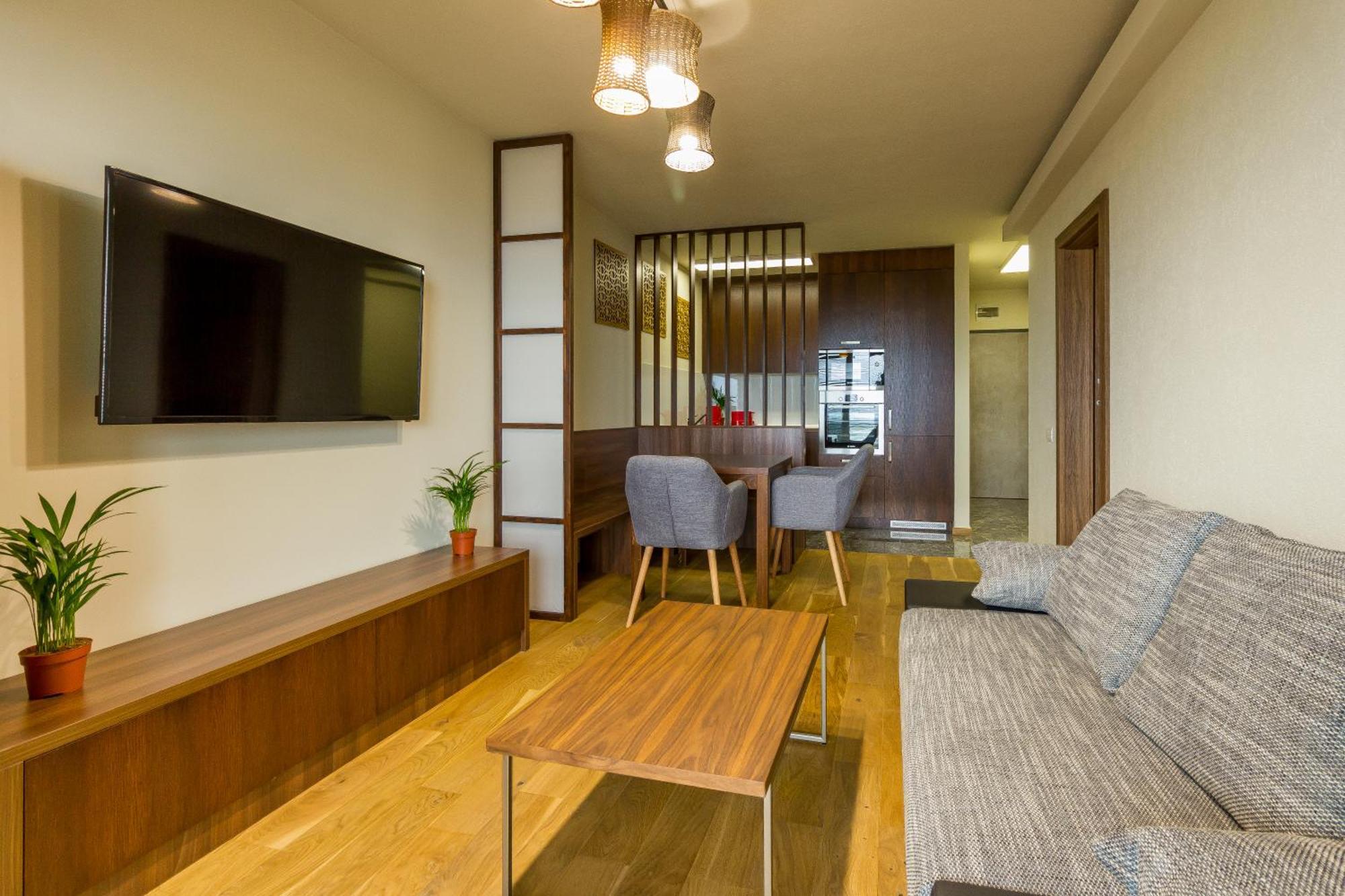 My Place Grand Hill Клуж-Напока Екстериор снимка