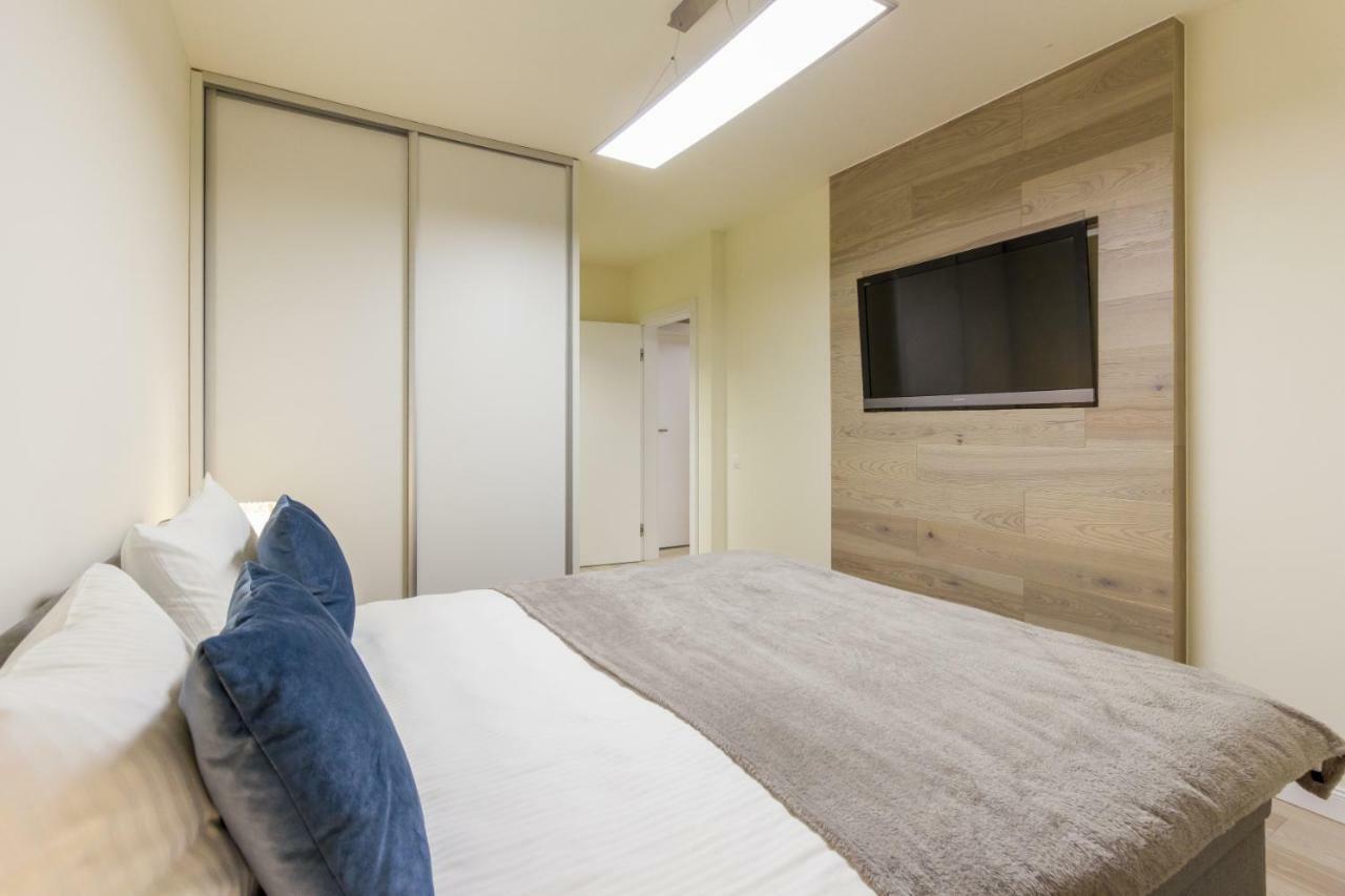 My Place Grand Hill Клуж-Напока Екстериор снимка