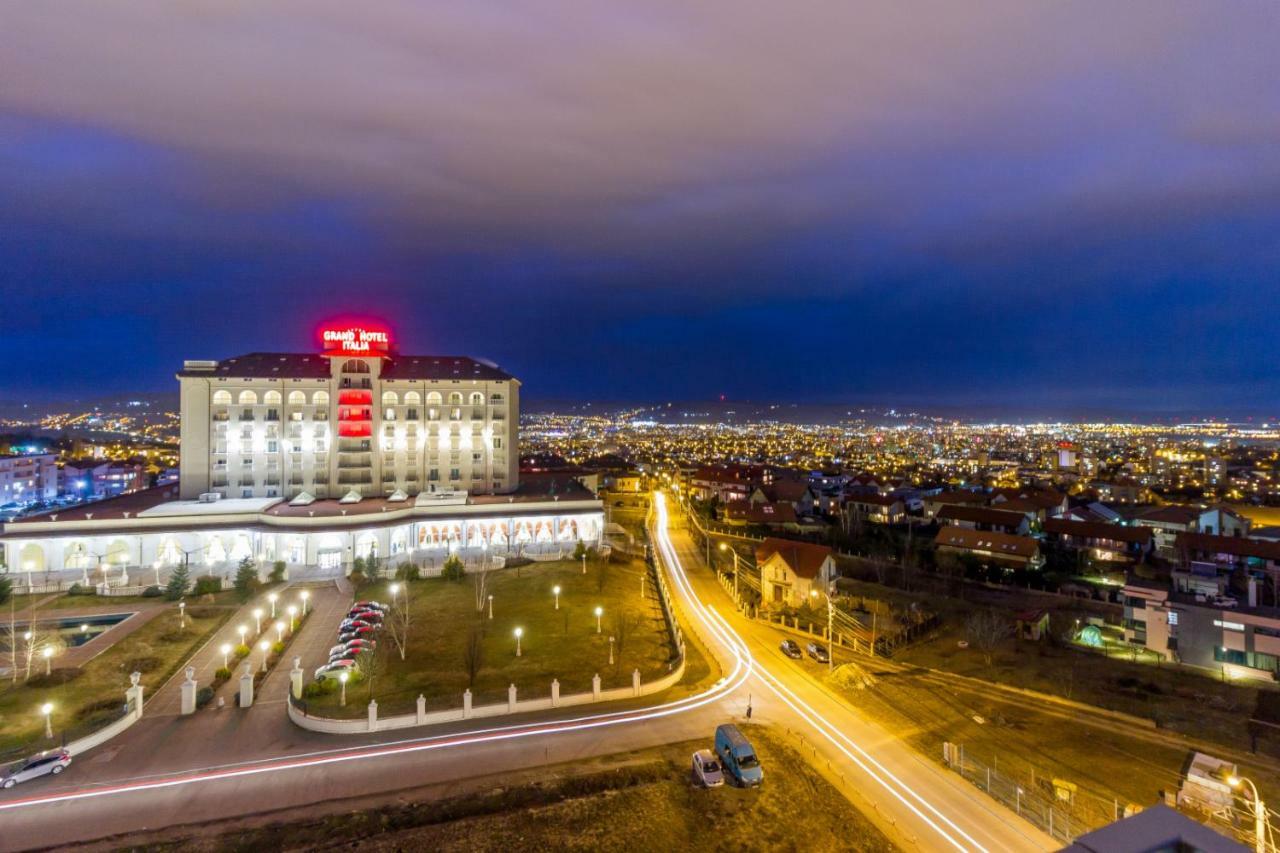 My Place Grand Hill Клуж-Напока Екстериор снимка