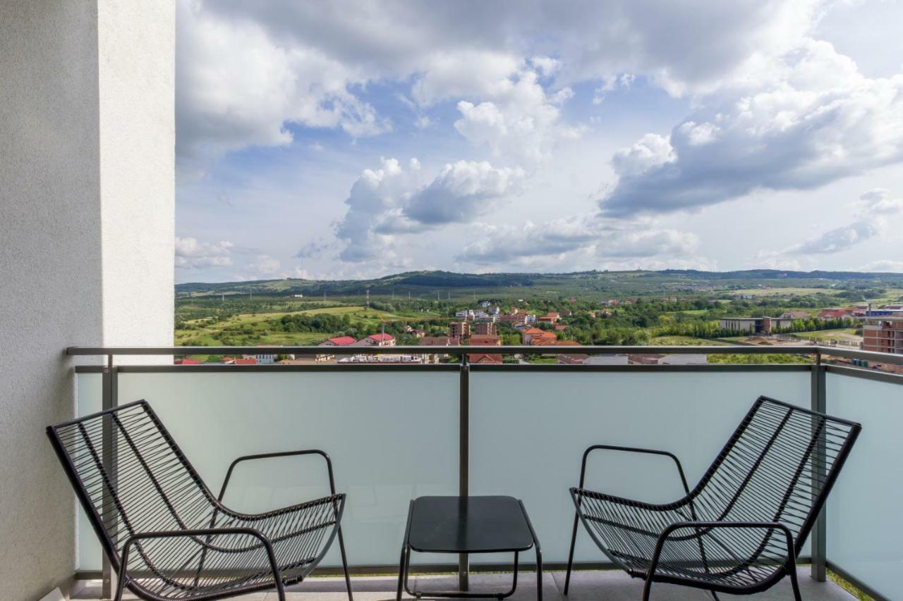 My Place Grand Hill Клуж-Напока Екстериор снимка